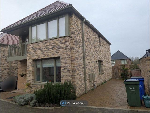 House for rent in Barton Park, The Slade