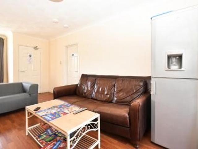 House for rent in New Catton, East Bank
