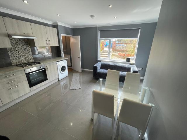 House for rent in North Earlham, East Bank