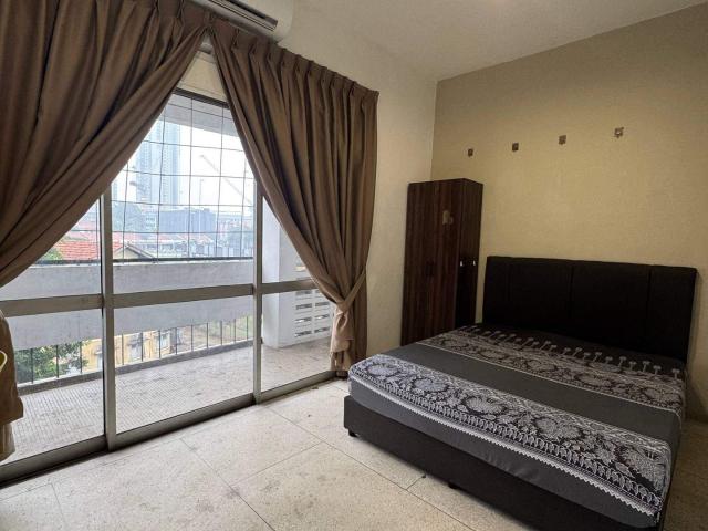 Room for rent in Kampung Ah Siang, Johor Bahru