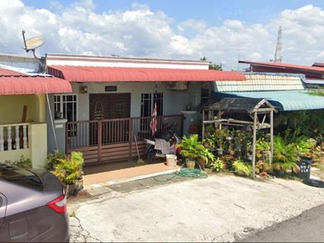 Terraced House for sale in Tanjong Karang, Selangor