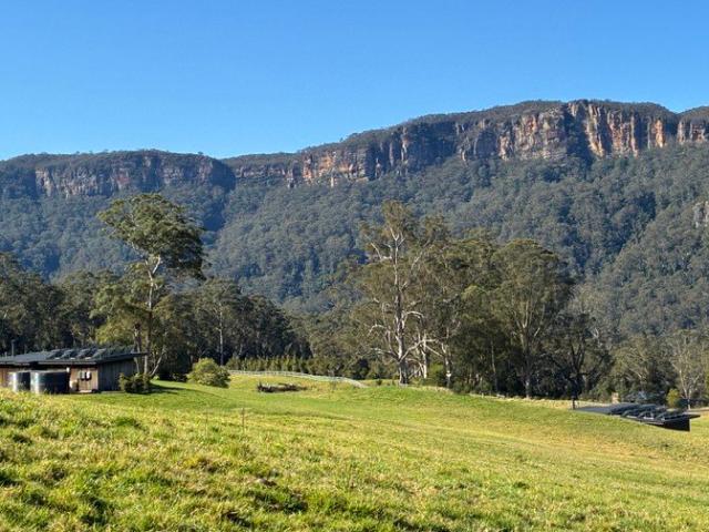 Cottage for sale in Barrengarry, New South Wales