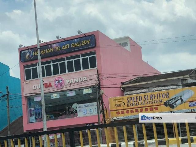 Shop for rent in Country Heights Damansara, Kuala Lumpur
