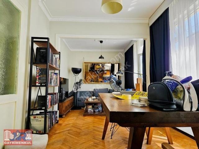 Moda, Kadıköy içerisinde kiralık mülk