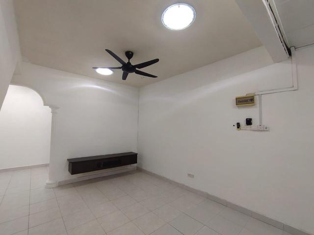 Terraced House for rent in Ulu Tiram, Johor