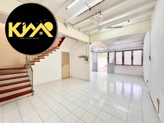 Terraced House for sale in Greenlane Heights, George Town
