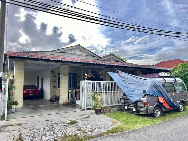 Bungalow for sale in Kluang, Johor