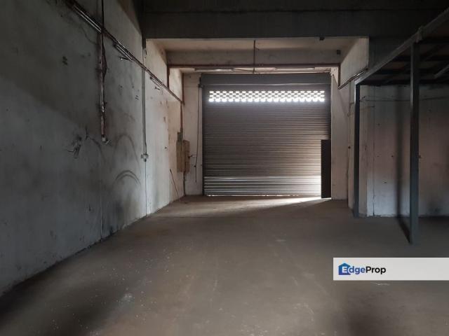 Warehouse for rent in Saujana, Selangor
