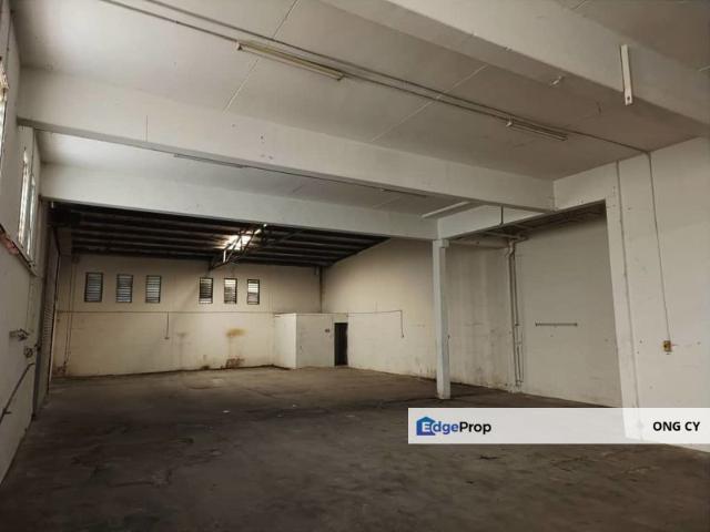 Warehouse for rent in Saujana, Selangor