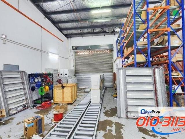 Warehouse for rent in Saujana, Selangor