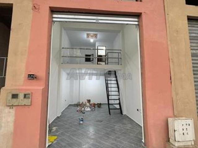 Local commercial location à L'Oriental
