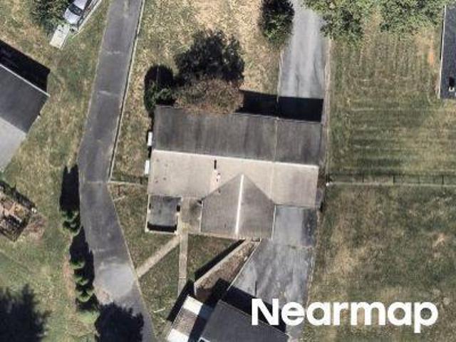 House for sale in Linden Heights, Staunton