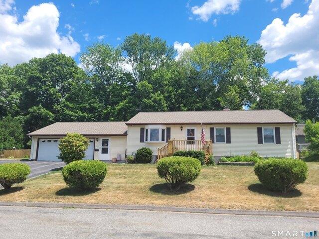 House for sale in Danielson