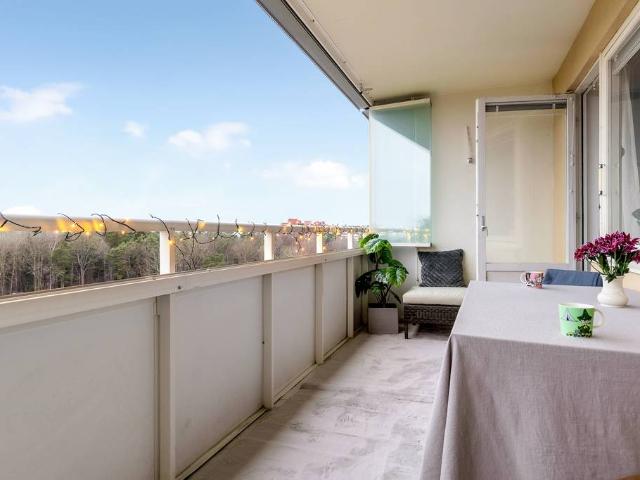 Bostad till salu i Solna, Stockholm