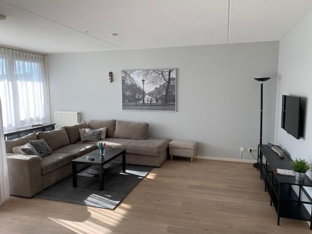 Appartement te huur in Sloten, Amsterdam