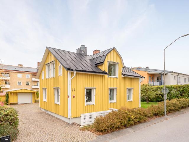 Villa till salu i Kumla, Örebro