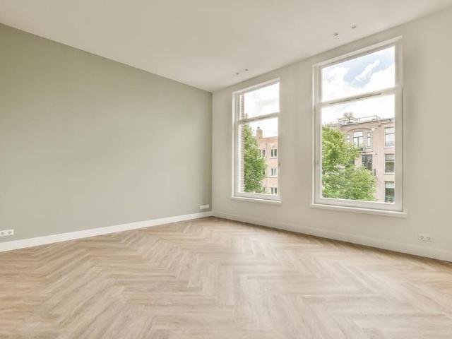 Appartement te huur in Zuid, Amsterdam