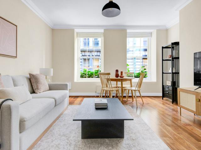 Apartment for rent in Covent Garden, Victoria