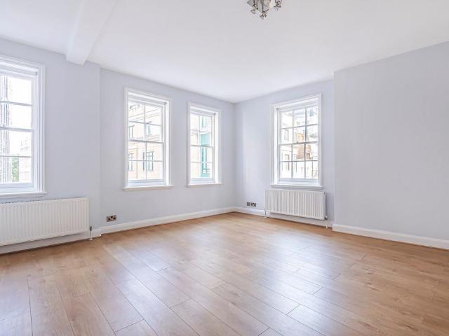 House for rent in Covent Garden, Victoria