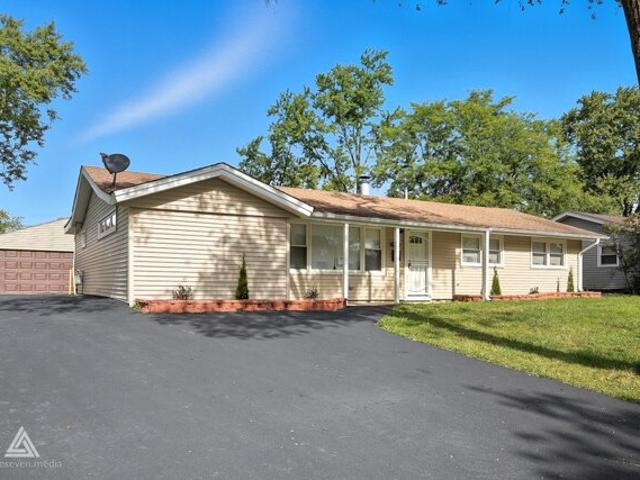 House for sale in Country Club Hills, Illinois