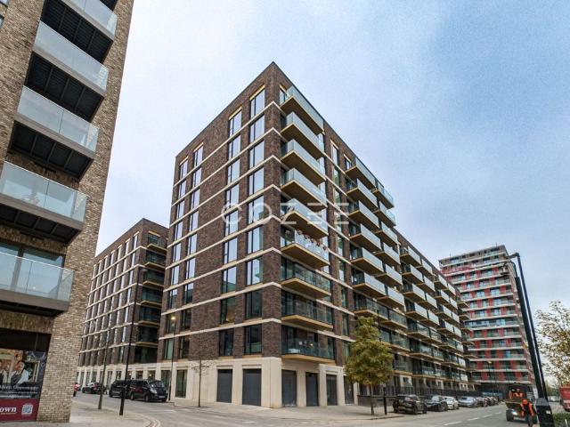 House for rent in Silvertown, Greater London