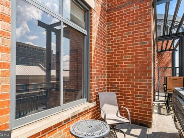 Condo for sale in Alexandria