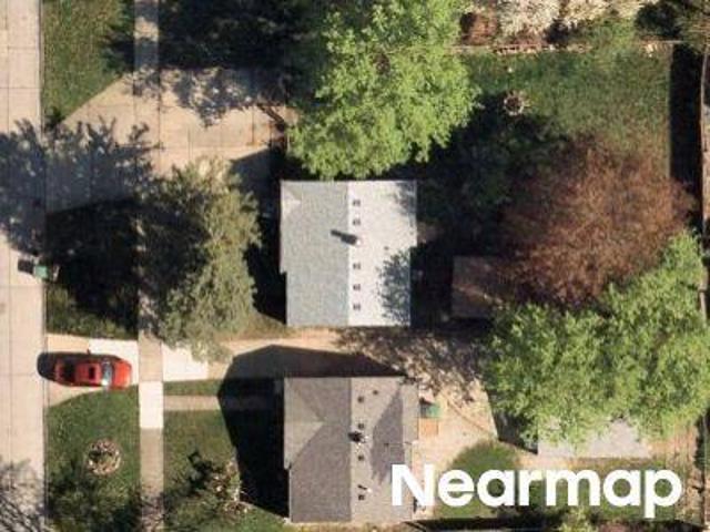 House for sale in Taylor