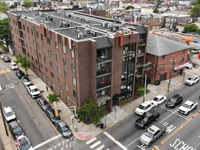 Condo for sale in Hudson, New Jersey