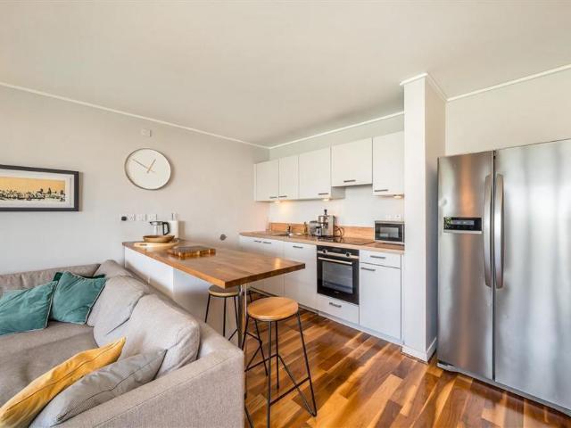 House for rent in East Greenwich, Greater London