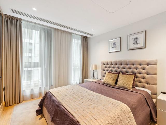 Apartment for rent in Nine Elms, Greater London