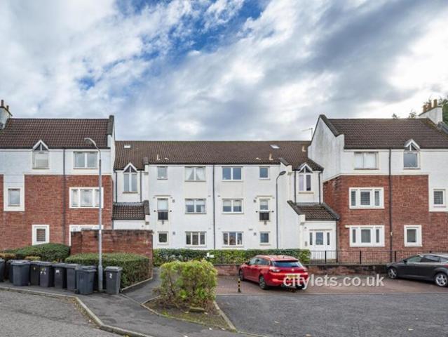 Flat for rent in Auchinairn, Bishopbriggs