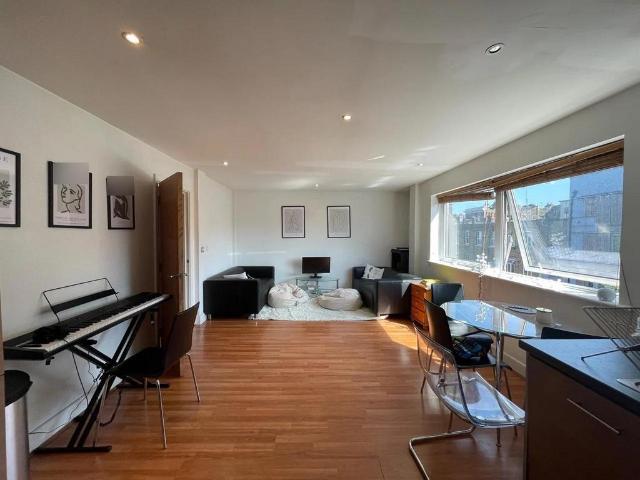 Apartment for rent in Walworth, Greater London