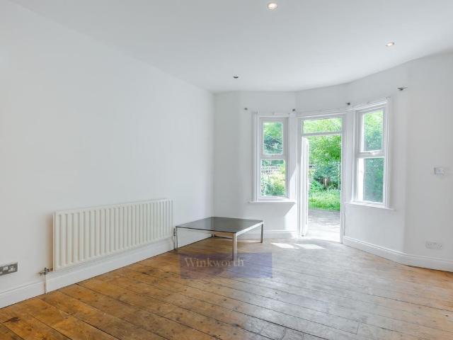 Apartment for rent in Walworth, Greater London
