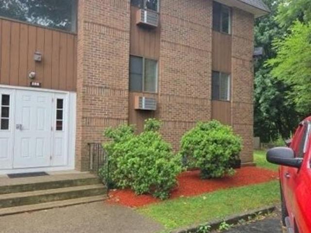 Condo for sale in Lincoln, Rhode Island