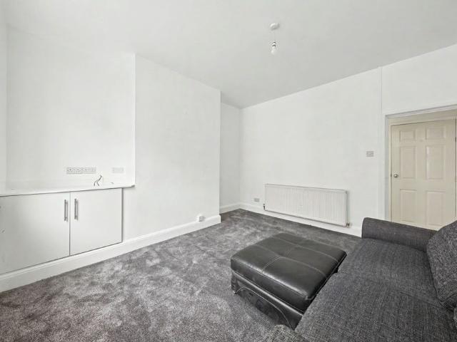 Apartment for rent in Loundsley Green, East Midlands