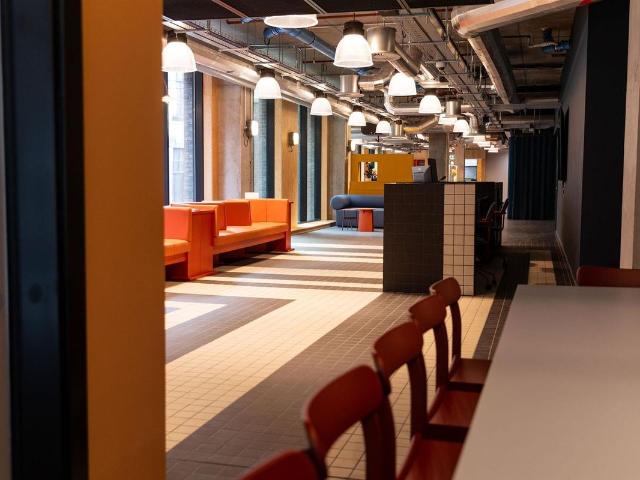 Studio for rent in Merchant City, Scotland