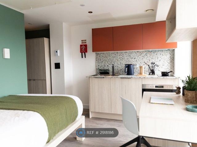 Studio for rent in Merchant City, Scotland