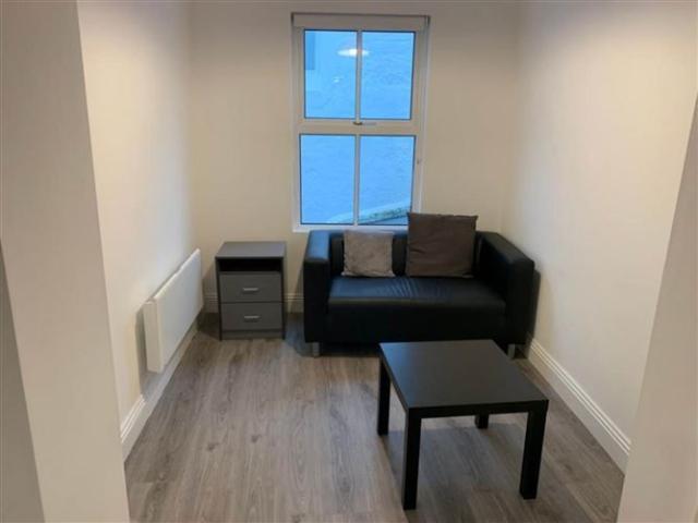 Apartment to rent in Moneygold, Connacht