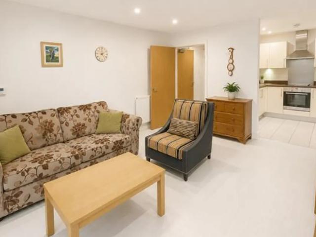 Apartment for rent in Woolston, City Of Southampton