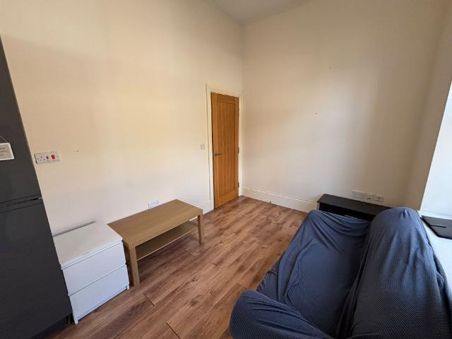 Apartment for rent in Highfields, Huddersfield