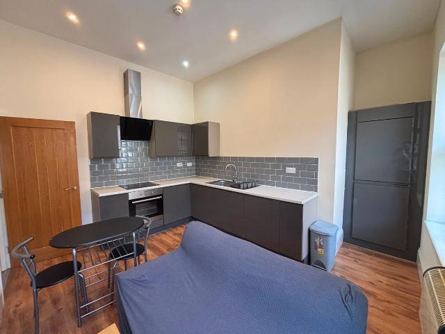 Apartment for rent in Hillhouse, Huddersfield