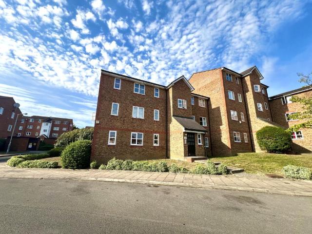 House for rent in London Borough of Lewisham, Greater London