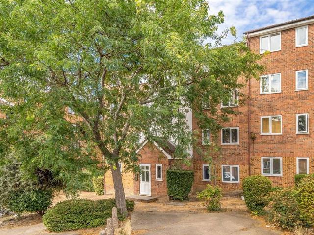 Apartment for rent in London Borough of Lewisham, Greater London