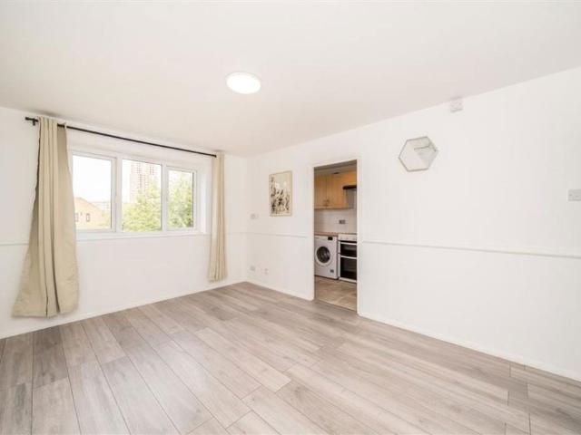 Apartment for rent in London Borough of Lewisham, Greater London