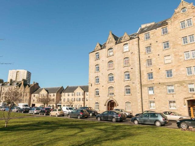 Apartment for rent in Leith Links, Scotland