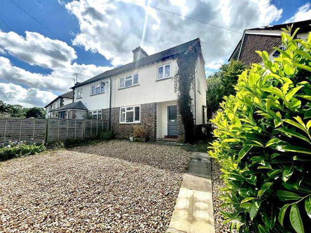 House for rent in Oxted, Hillview