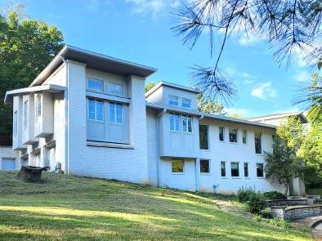 House for sale in Brentwood, Tennessee