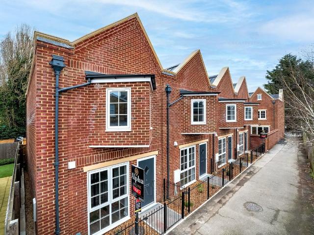 House for rent in Egham, Runnymede