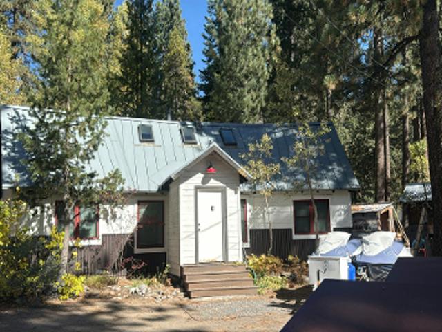 House for sale in West End Donner, Truckee