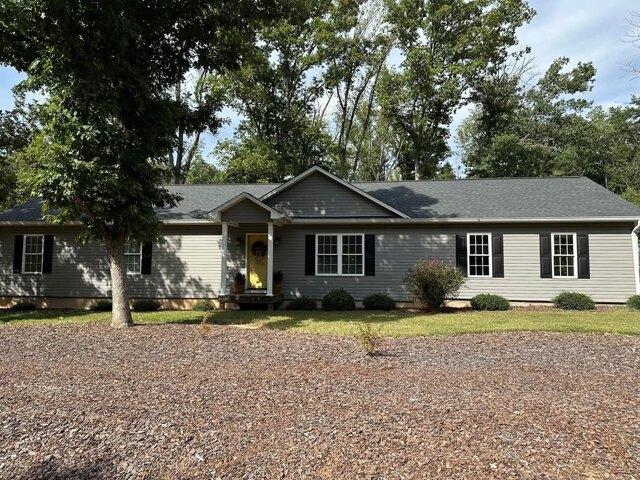 House for sale in Dry Fork